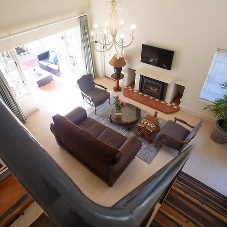 Sunflower Villa In Franschhoek Exterior photo